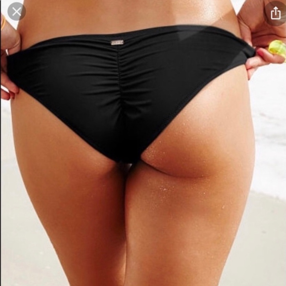 Black bikini bottoms ruched back scrunch butt